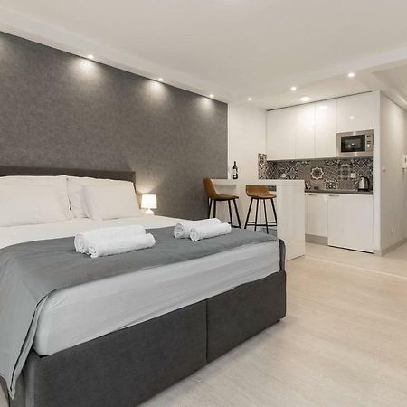 Penthouse "Sky 17" S Balkonom I Besplatnim Parkingom Zagreb Exterior foto