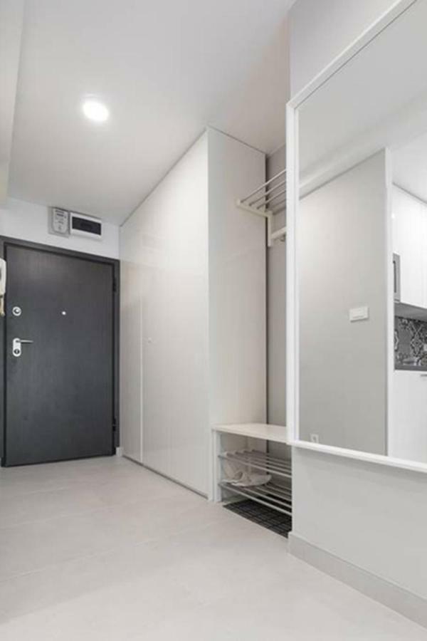 Penthouse "Sky 17" S Balkonom I Besplatnim Parkingom Zagreb Exterior foto